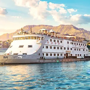  Botel Champollion Ii 5 Stars Nile Cruise