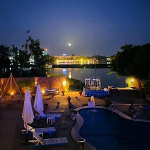 3* Hotel Al Baeirat